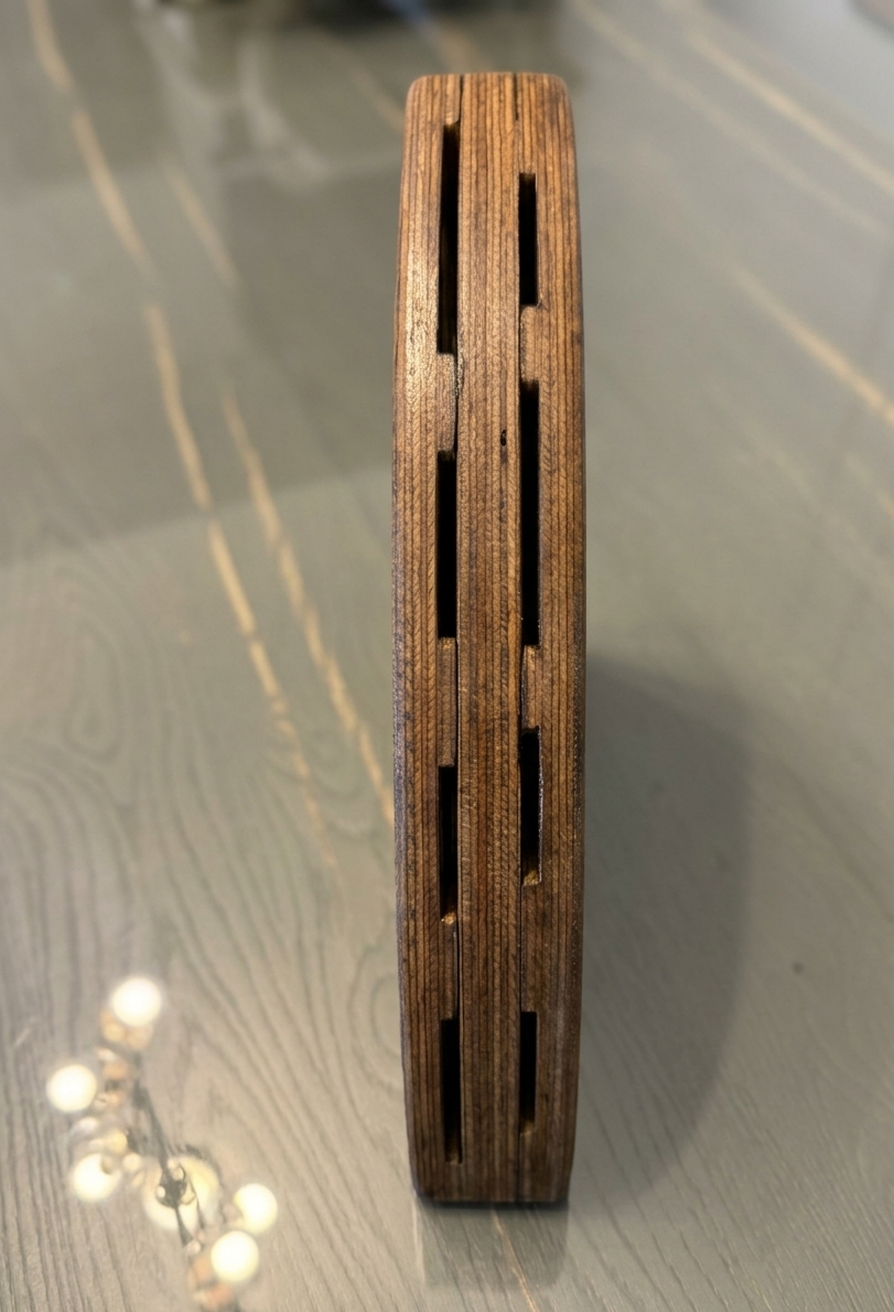 Painted Wooden Knife Holder Stand for Kitchen Counter, Decorative Blade Storage Display - size and shape detail