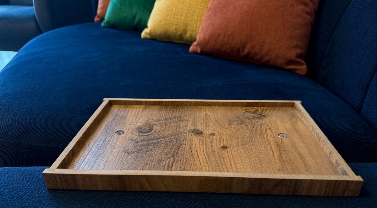 Wooden Lidded Box, MDF Storage Box with Lid, Handmade Keepsake Box, Minimalist Gift Box, Small Organizer Box - size and shape detail
